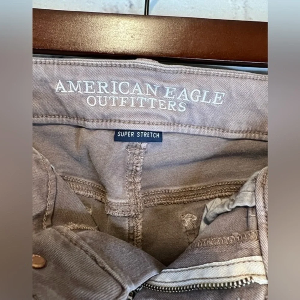 American‎ Eagle Women's Super Stretch Midi AEO Twill Purple Jean Shorts 8
